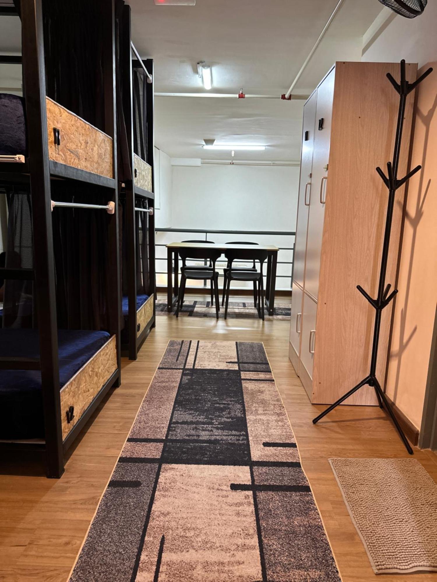 Mix Hostel Kl By Chillout Hostel Петалинг Джая Екстериор снимка